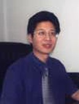 李成龙