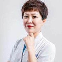 王立英