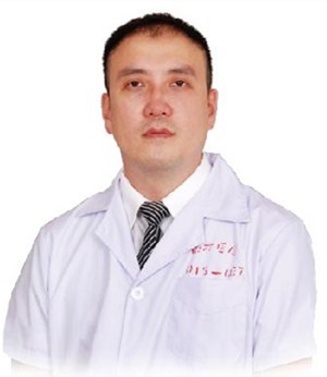 李万立